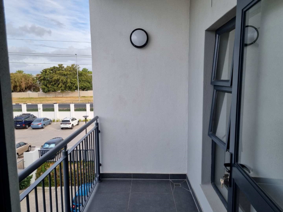 To Let 2 Bedroom Property for Rent in Sonstraal Western Cape
